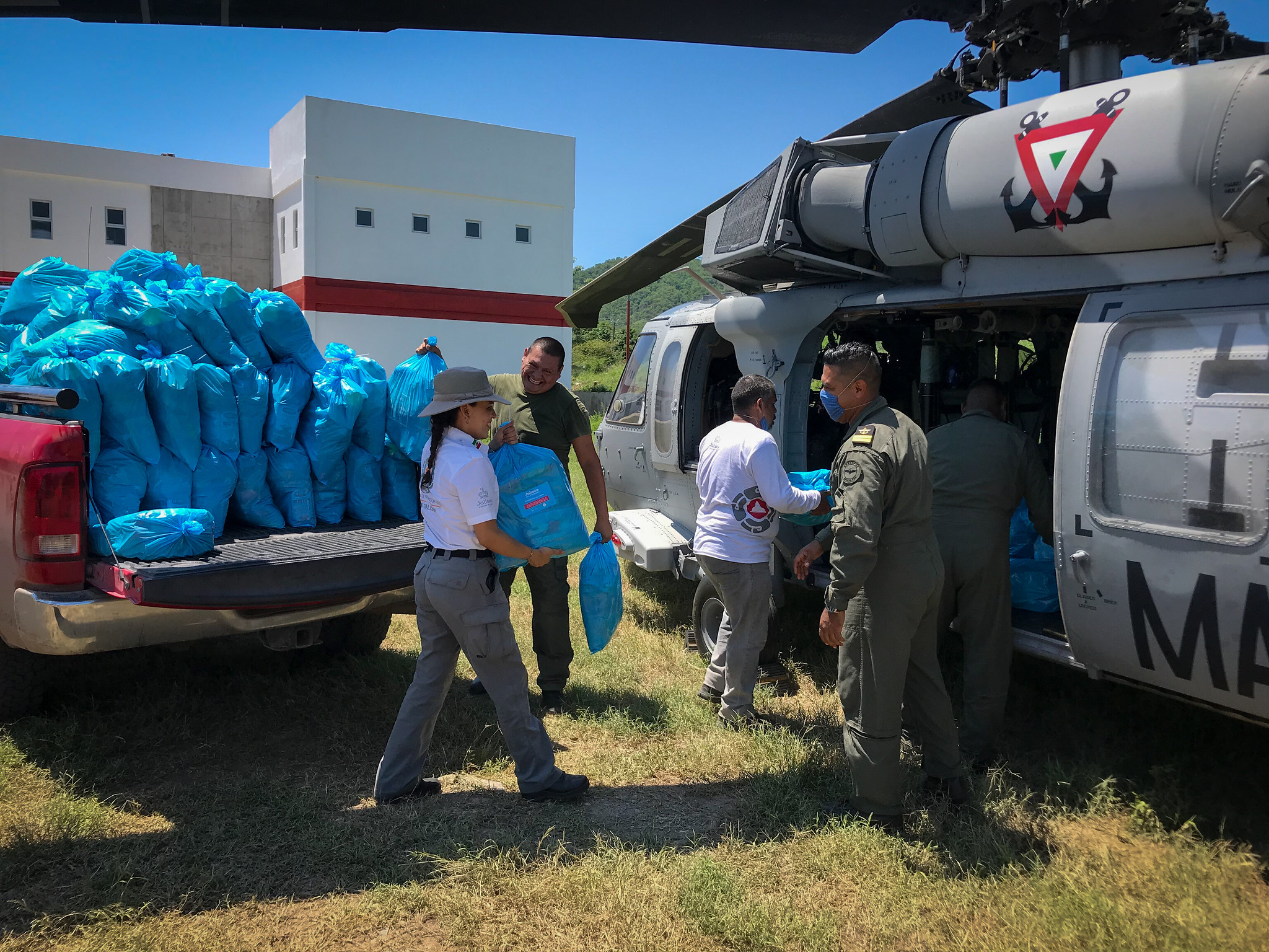 Llegada de apoyos para comunidades afectadas por tormenta "Hernán"