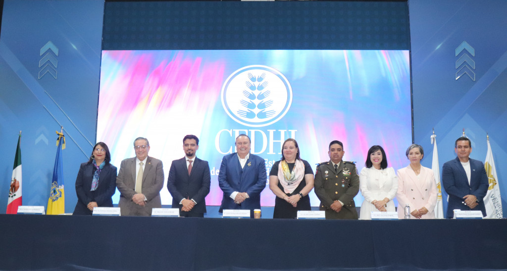 foto oficial con integrantes del presidium