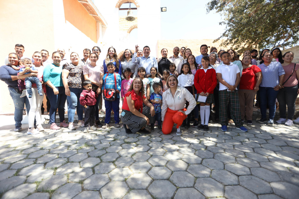 Inauguración del proyecto de panadería del Grupo de Desarrollo Comunitario Las Colibrí, en Tlajomulco de Zúñiga.